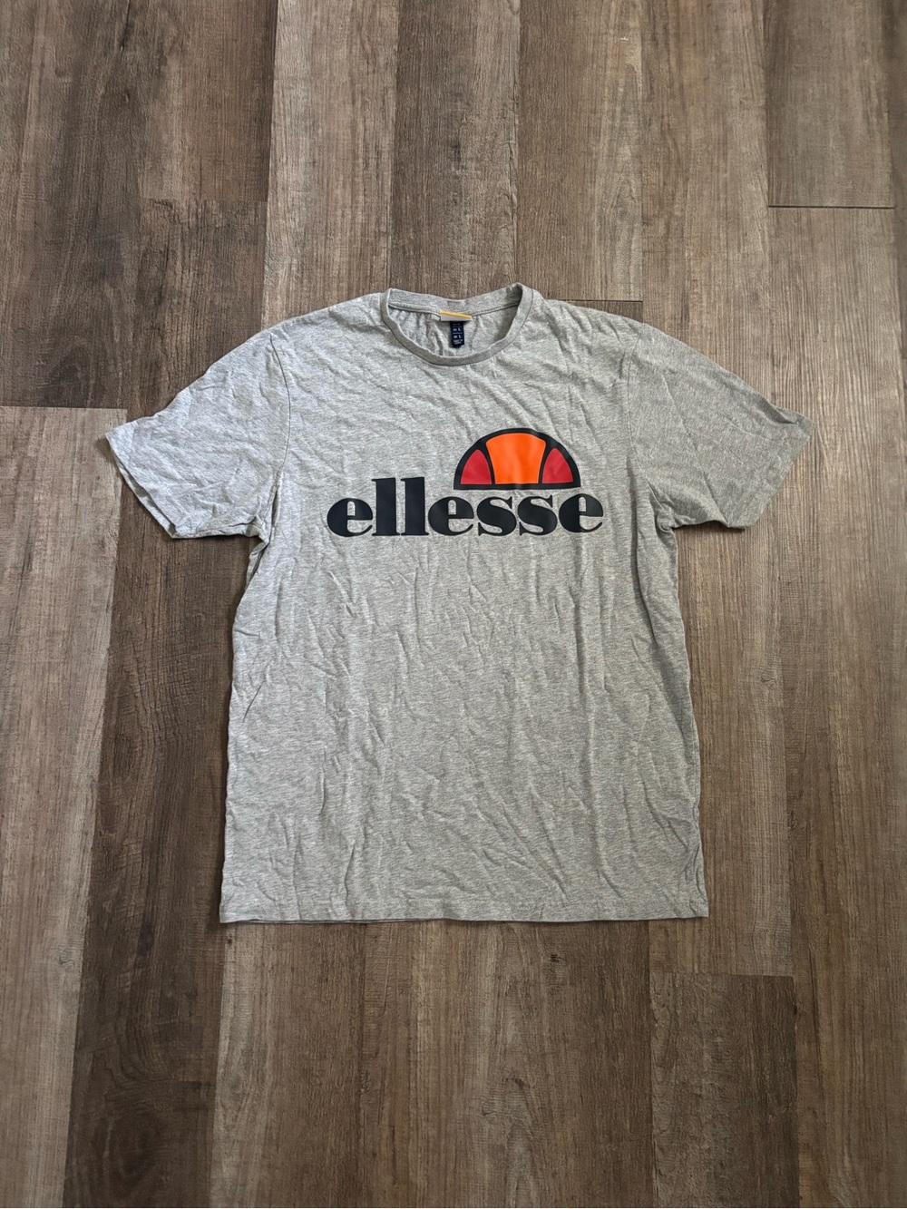 Ellesse Light Gray T-Shirt with Orange Logo